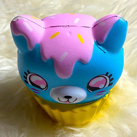 Squish-Dee-Lish Purple Sprinkle Cupcake Squishy - Picture 2 of 3